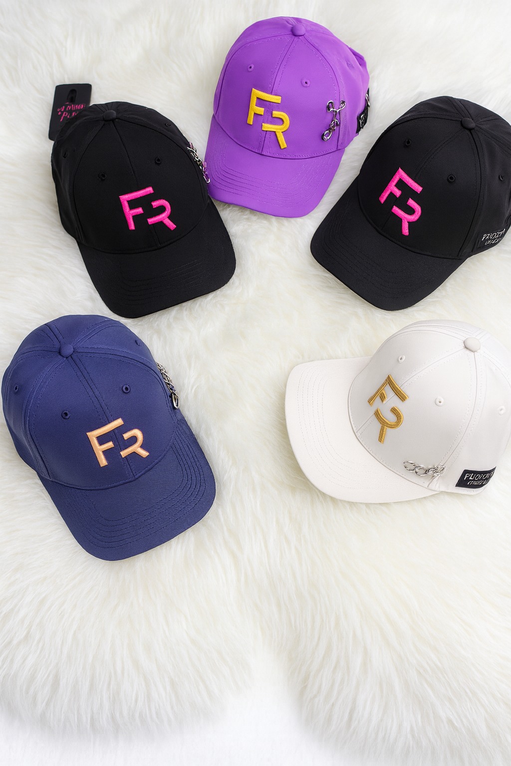 Signature Chain Luxe Cap